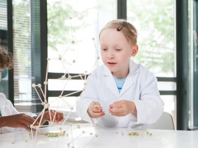 Salon kaupunki haluaa panostaa tutkivaan toimintaan: Kide Science tuo tiedekasvatuksen osaksi lasten arkea